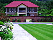 ��ɃK�[�f���̃R�e�[�W