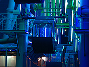 ���C���{�[�N���[�U�[�̖�i