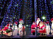 �Ⴞ��܂ƃT���^�N���[�X